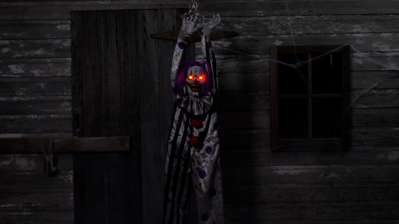 4.5FT Spine Shivering Shaking Animated Evil Clown Prop