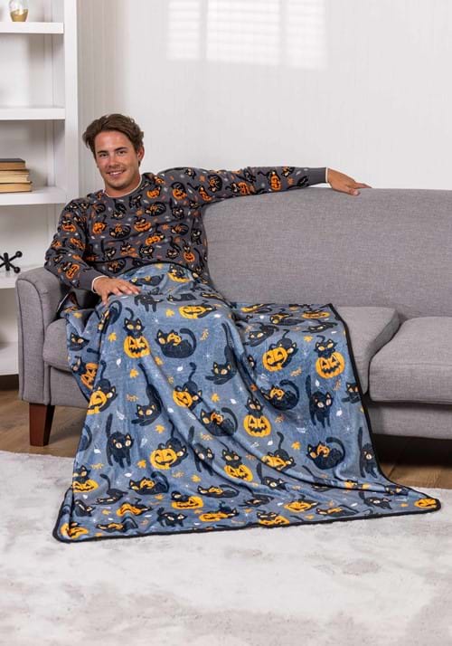 Quirky Kitty Halloween Sweater for Adults 8 Quirky Kitty Halloween Sweater for Adults
