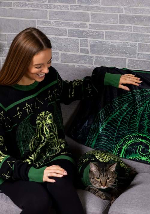 Fantasy Cthulhu Throw Blanket
