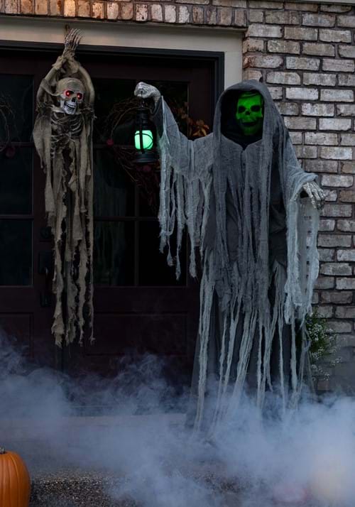 2.5FT Animated Hanging Skeleton Decoration