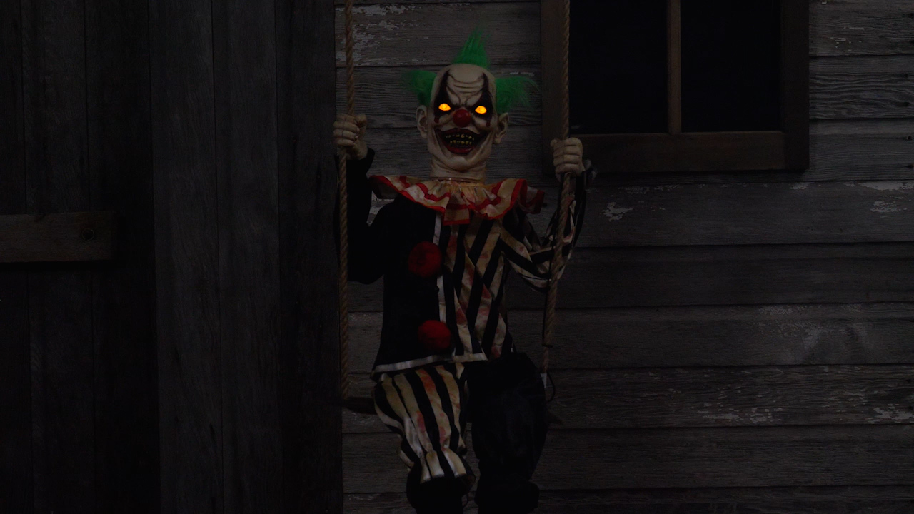 4FT Animated Swinging Chuckles Evil Clown Decoration