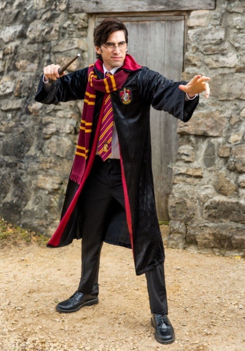 Adult Plus Size Deluxe Harry Potter Gryffindor Robe Costume