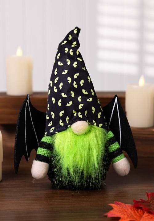 10-Inch Green Garden Gnome Bat Decoration