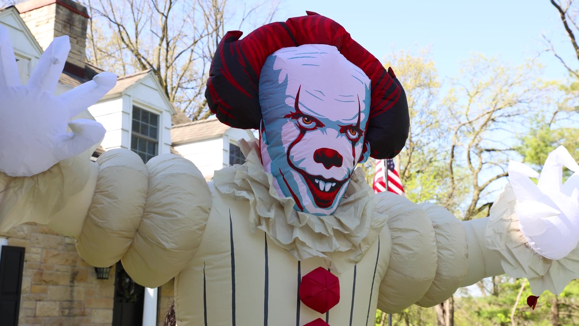 8FT Inflatable Pennywise Large Decoration